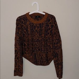 Cropped high low sweater